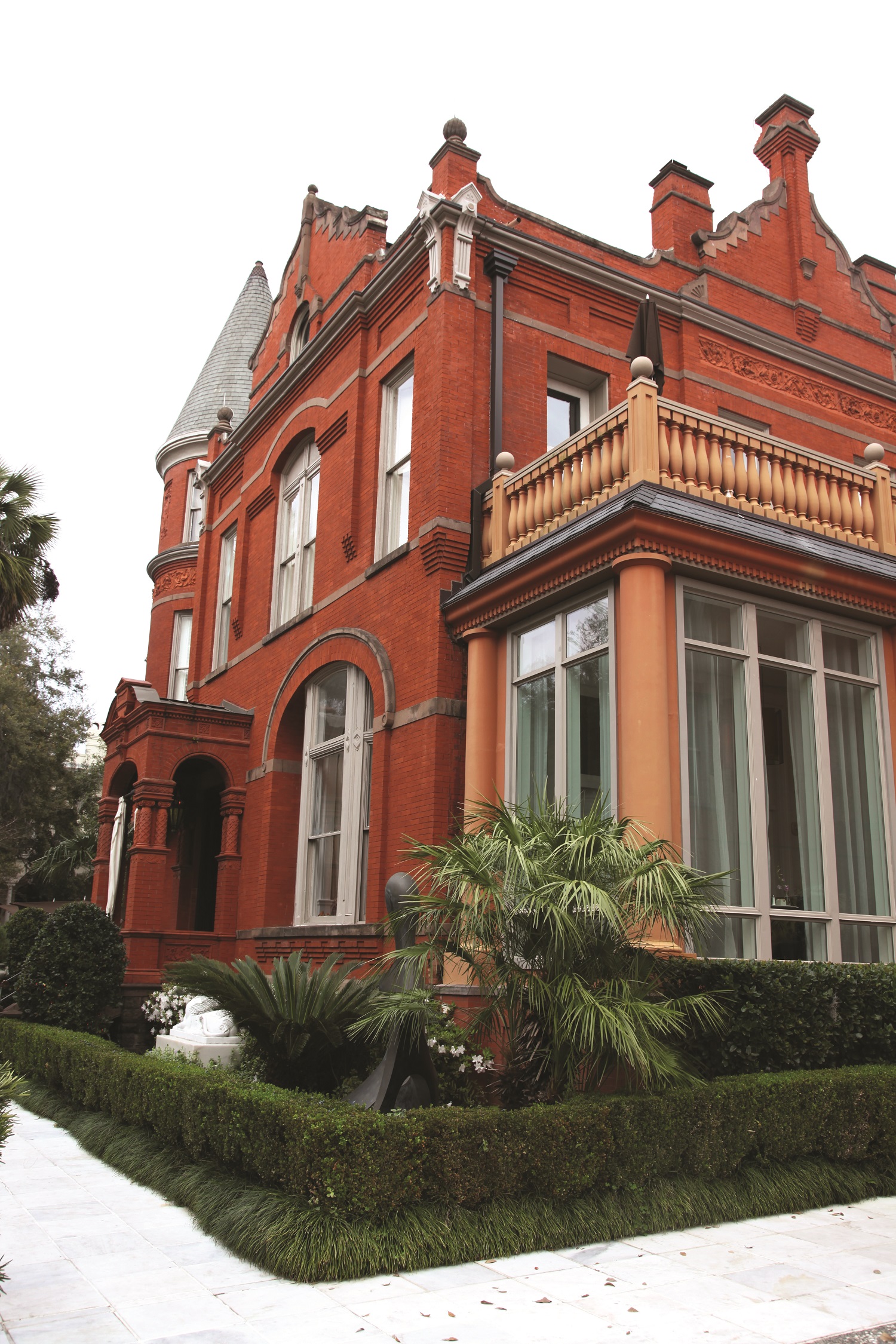 Savannah Mansion on Forsyth Park